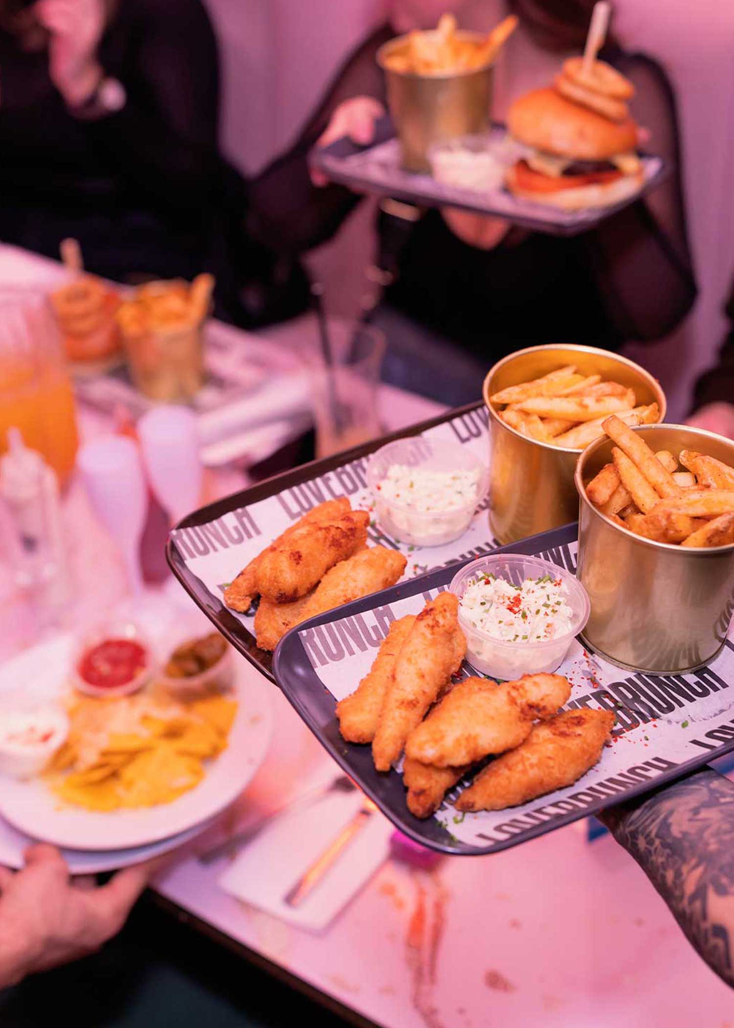 Saturday night dinner brunch menu in Greenwich North Pole with Lovebrunch