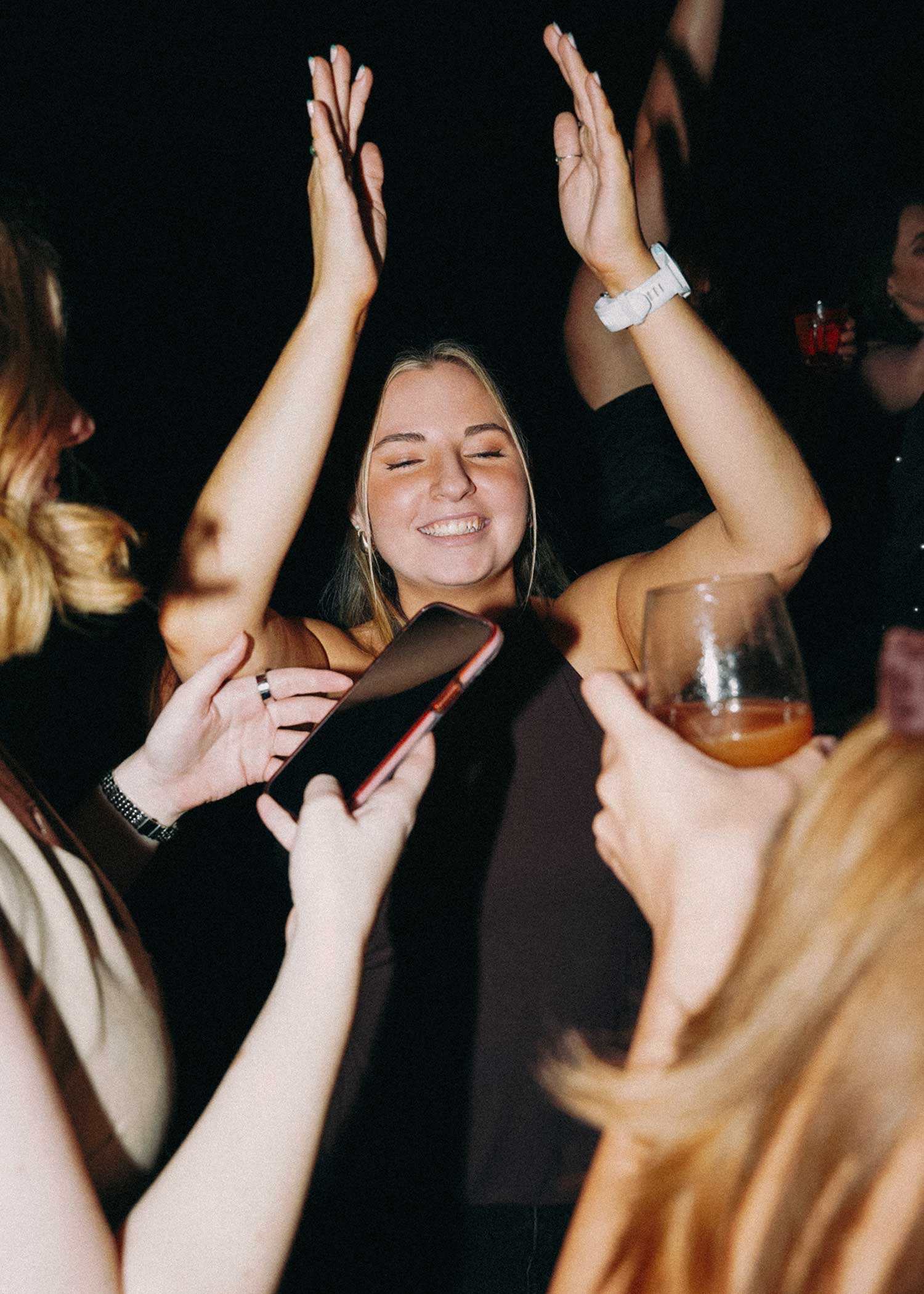 New bottomless brunch spot in Chelsea with club like vibes at PizzaExpress, girls dancing and having fun