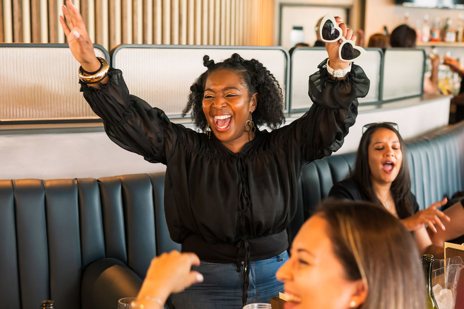 HENS GO FREE AT LOVEBRUNCH! Celebrate your hen do with a bottomless brunch in London and claim our special offer and package deal