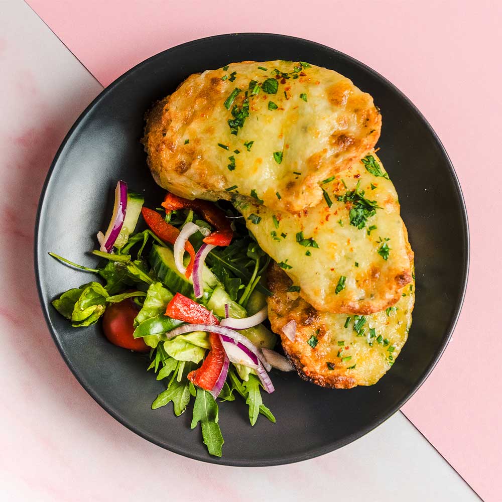 Starter: Cheesy Garlic Bread
